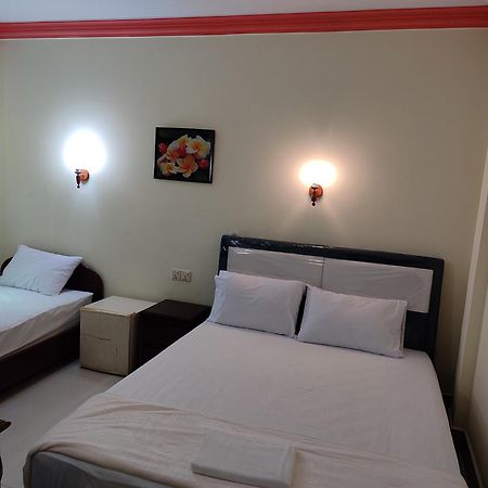 Galaxy Rs Hotel Phnom Penh Extérieur photo
