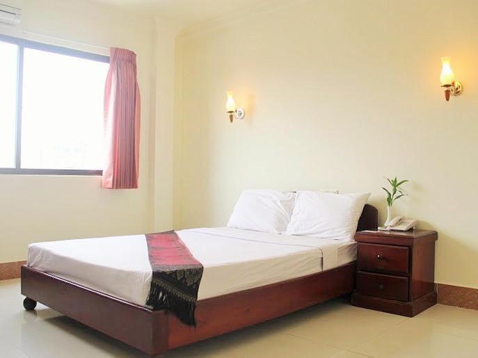 Galaxy Rs Hotel Phnom Penh Extérieur photo